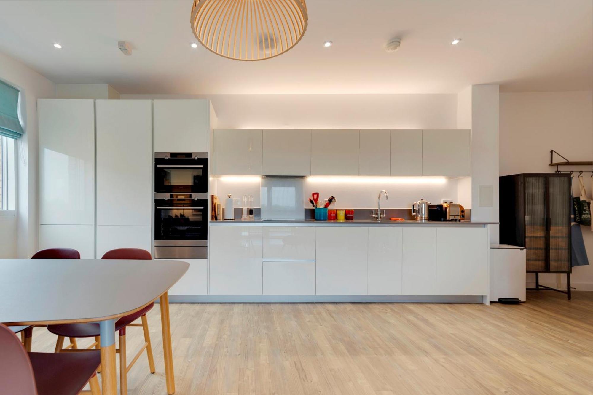 Pass The Keys Stunning And Spacious Modern Flat - Own Car Park เคมบริดจ์ ภายนอก รูปภาพ