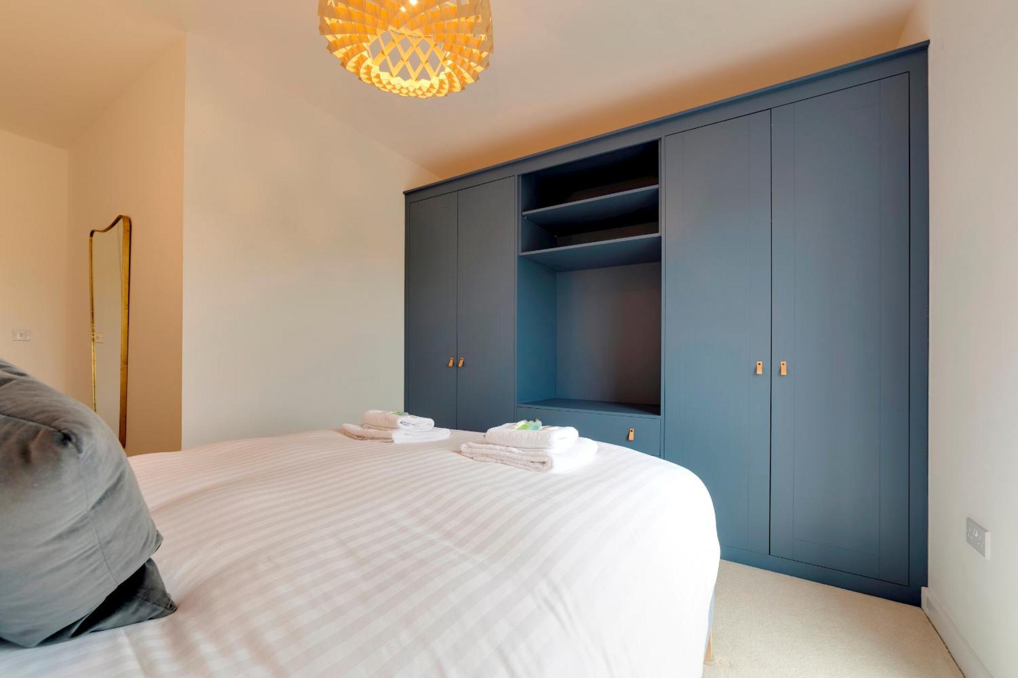 Pass The Keys Stunning And Spacious Modern Flat - Own Car Park เคมบริดจ์ ภายนอก รูปภาพ