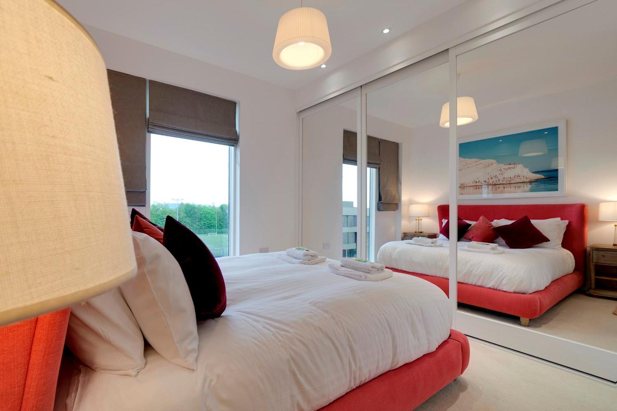 Pass The Keys Stunning And Spacious Modern Flat - Own Car Park เคมบริดจ์ ภายนอก รูปภาพ